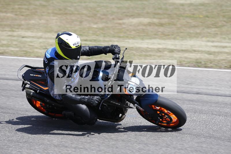 /30 23.06.2025 Get Faster Caremotion ADR/Rider Academy gruen/35